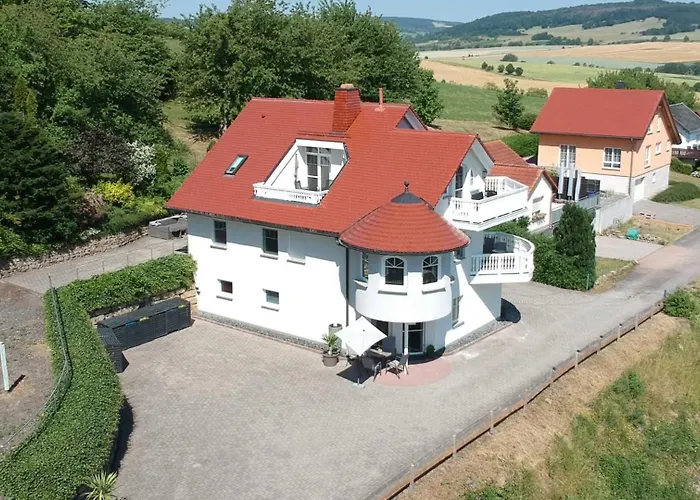 Rhoenpanorama Eg * Kaltennordheim